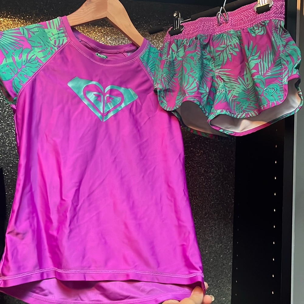Roxy Girl rash guard and shorts set